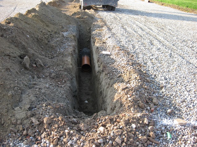 Rossini Fratelli Snc Gombito Cremona lavori di urbanizzazione con forniture e posa in opera di ghiaia sabbia ciottoli pietrisco calcestruzzo preconfezionato nel territorio del Cremasco Cremonese Lodigiano